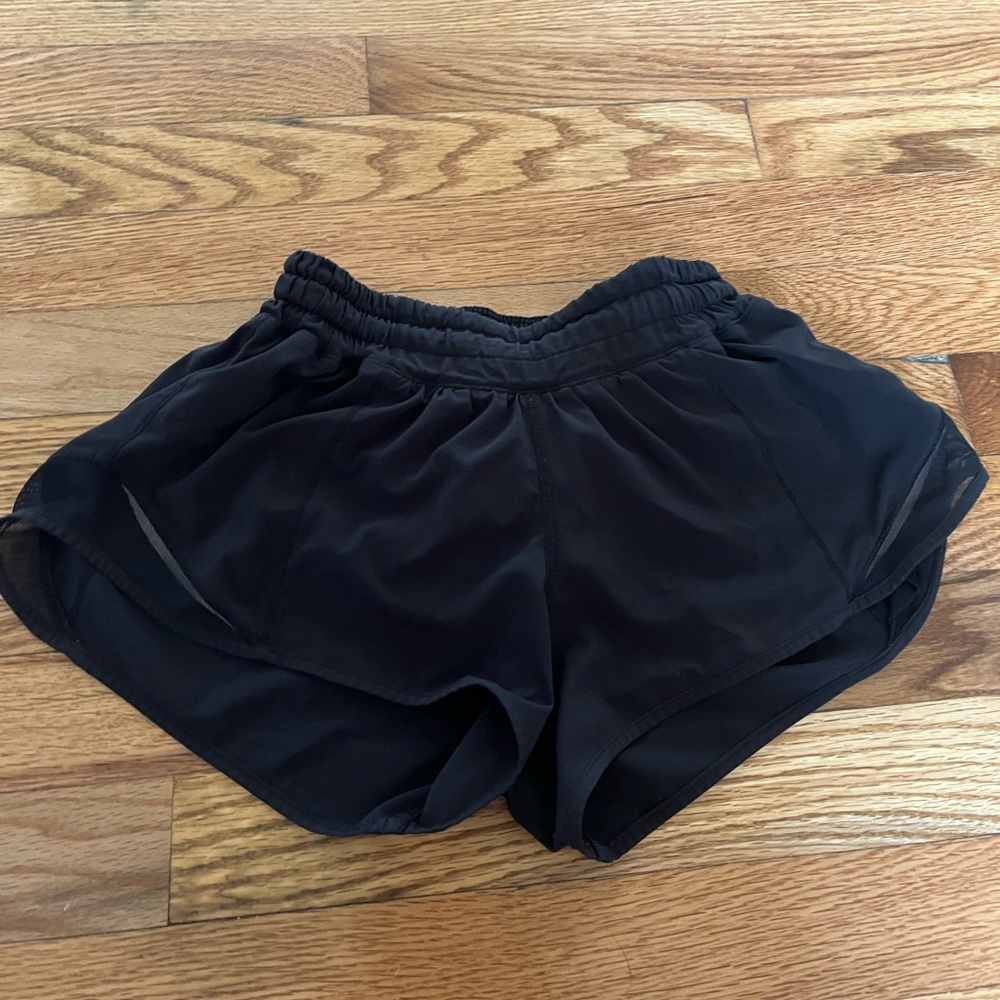 Lululemon hotty hots 2.5”